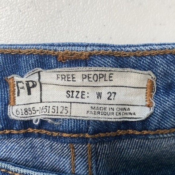 Free People Irreplaceable Cut Off Shorts Distressed Fray - Picture 6 of 12